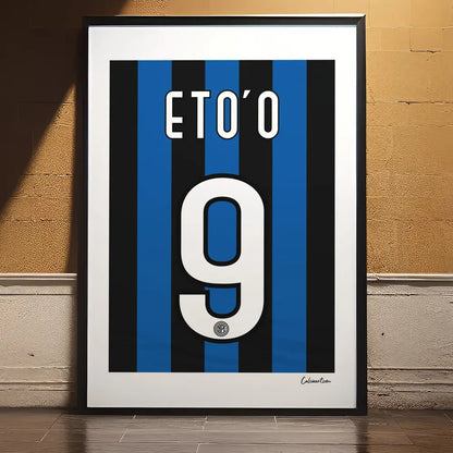 Poster Maglia Inter - 2009/2010 - Eto'O — stampa CalcioArt in ambiente (4)