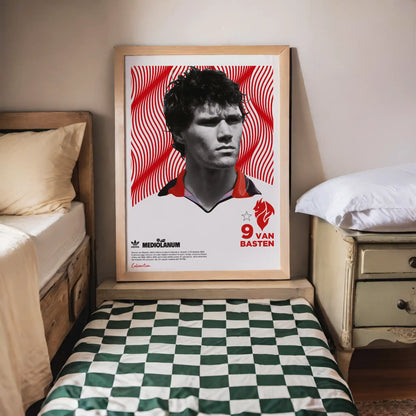VAN BASTEN FIGURINA ANNI '80 · poster in cornice, ambientazione 4